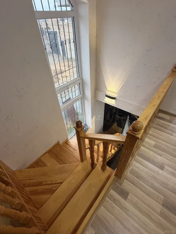 Satılır 5 otaqlı həyət evi 145 m²