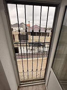 Satılır 5 otaqlı həyət evi 145 m²