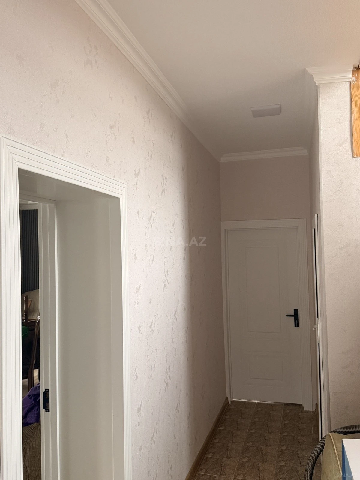 Satılır 5 otaqlı həyət evi 145 m²