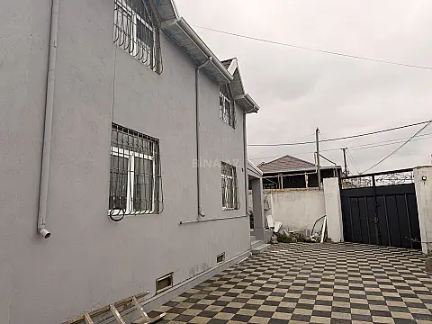 Satılır 5 otaqlı həyət evi 145 m²