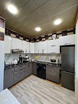 Satılır 2 otaqlı mənzil 42 m²