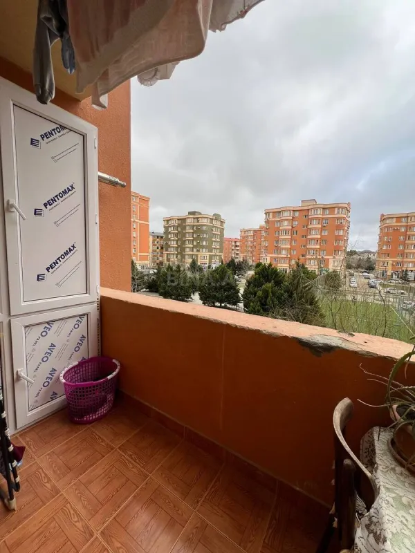 Satılır 2 otaqlı mənzil 42 m²