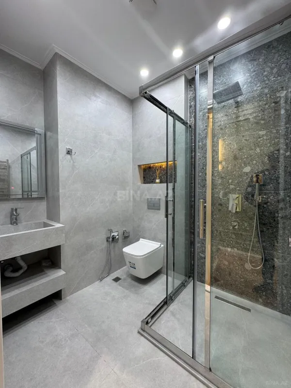 Satılır 3 otaqlı mənzil 110 m²