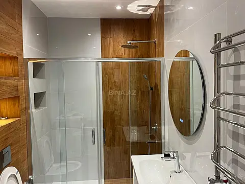 Kirayə verilir 2 otaqlı mənzil 65 m²