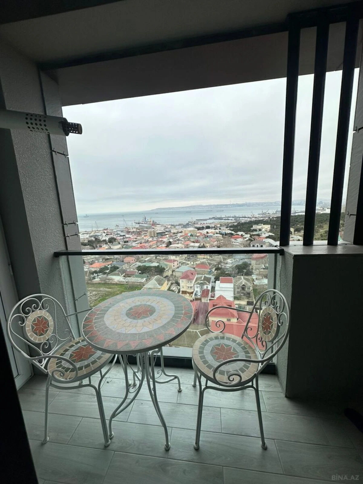 Kirayə verilir 2 otaqlı mənzil 65 m²