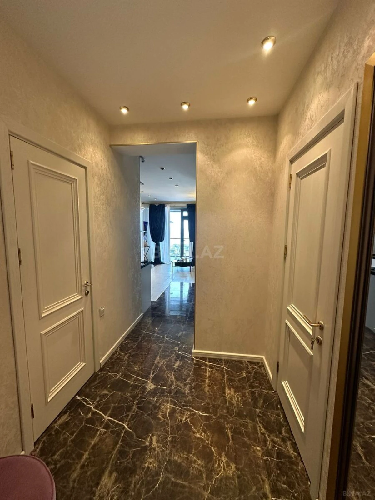 Kirayə verilir 2 otaqlı mənzil 65 m²