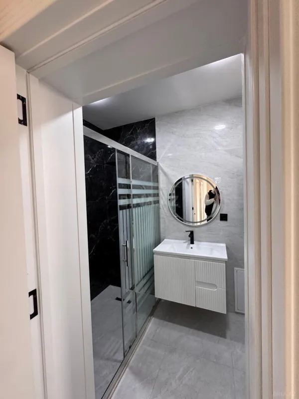 Satılır həyət evi 200 m²