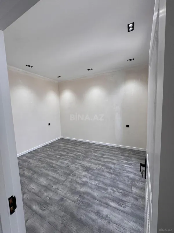 Satılır həyət evi 200 m²