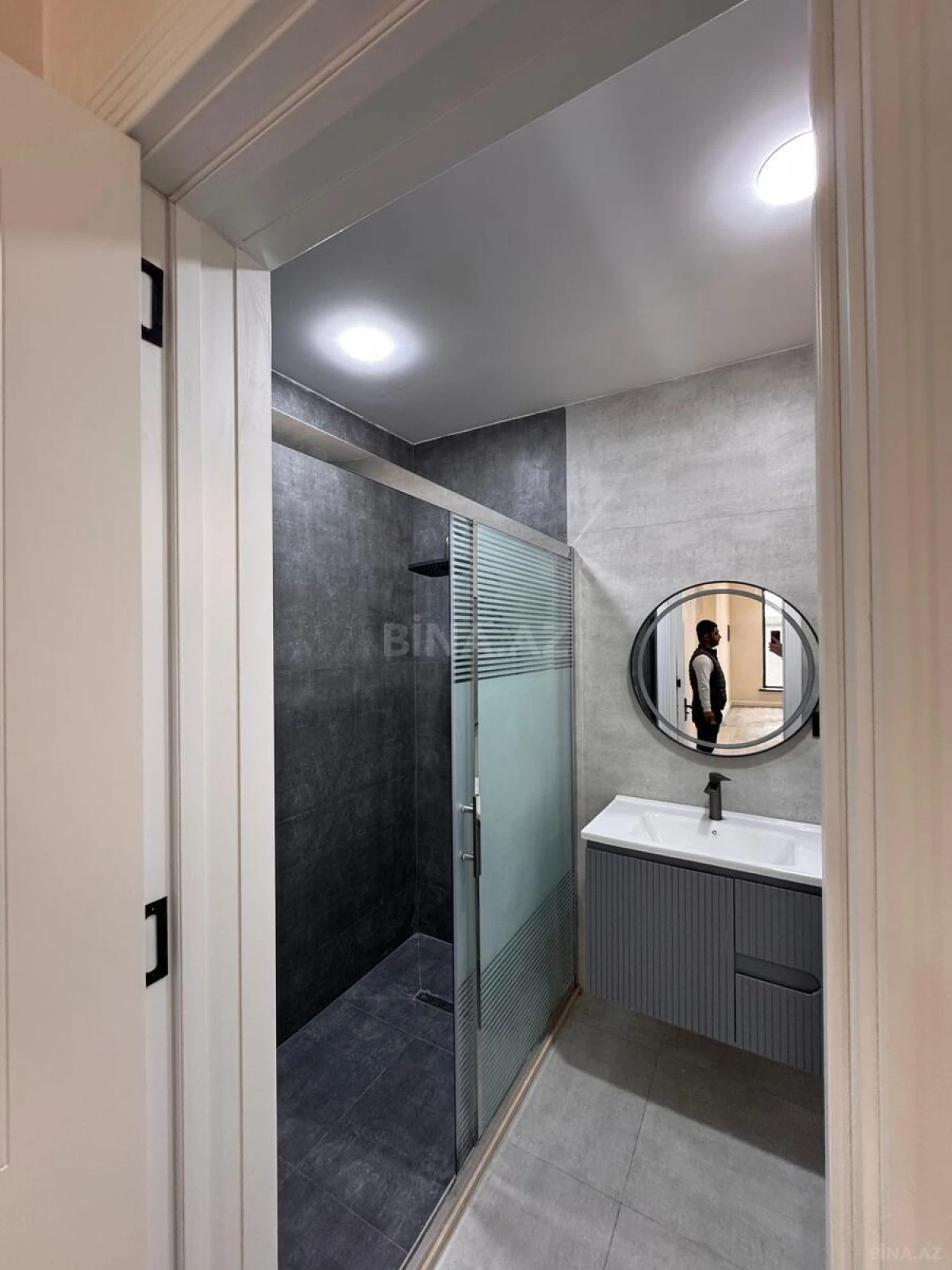 Satılır həyət evi 200 m²