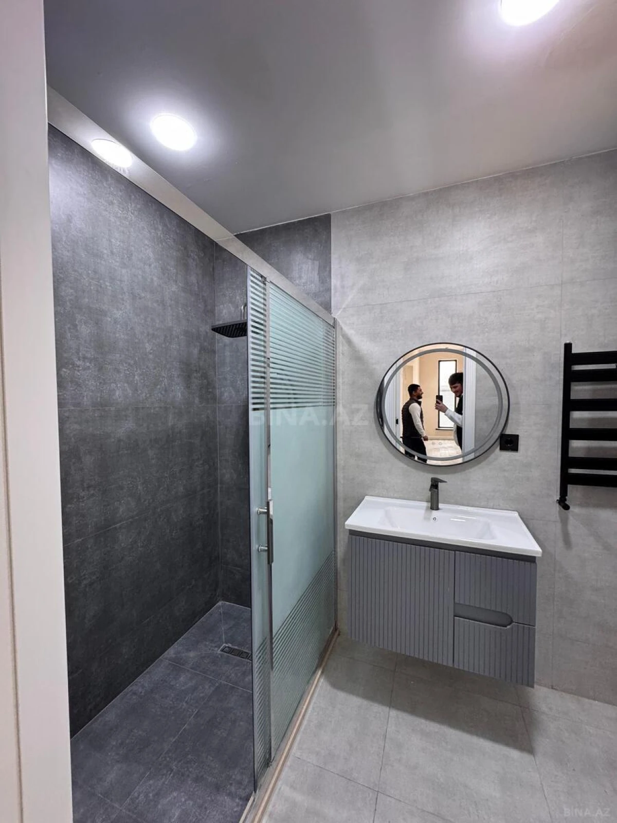 Satılır həyət evi 200 m²