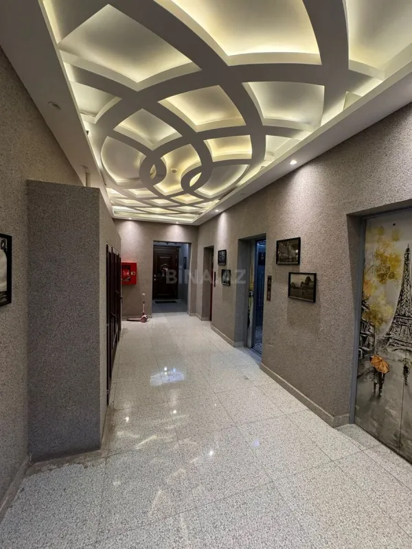 Kirayə verilir 3 otaqlı mənzil 145 m²