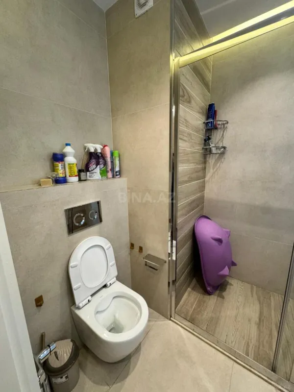 Kirayə verilir 2 otaqlı mənzil 72 m²