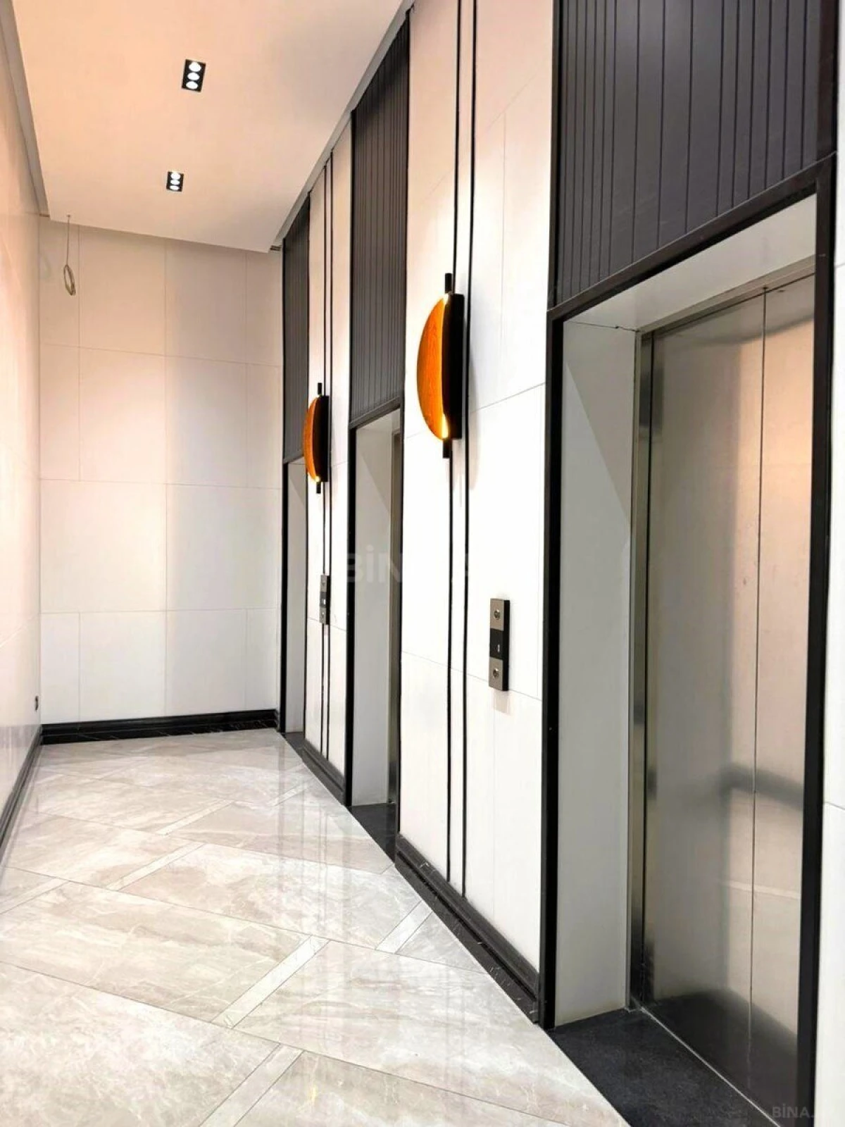 Satılır 2 otaqlı mənzil 66 m²