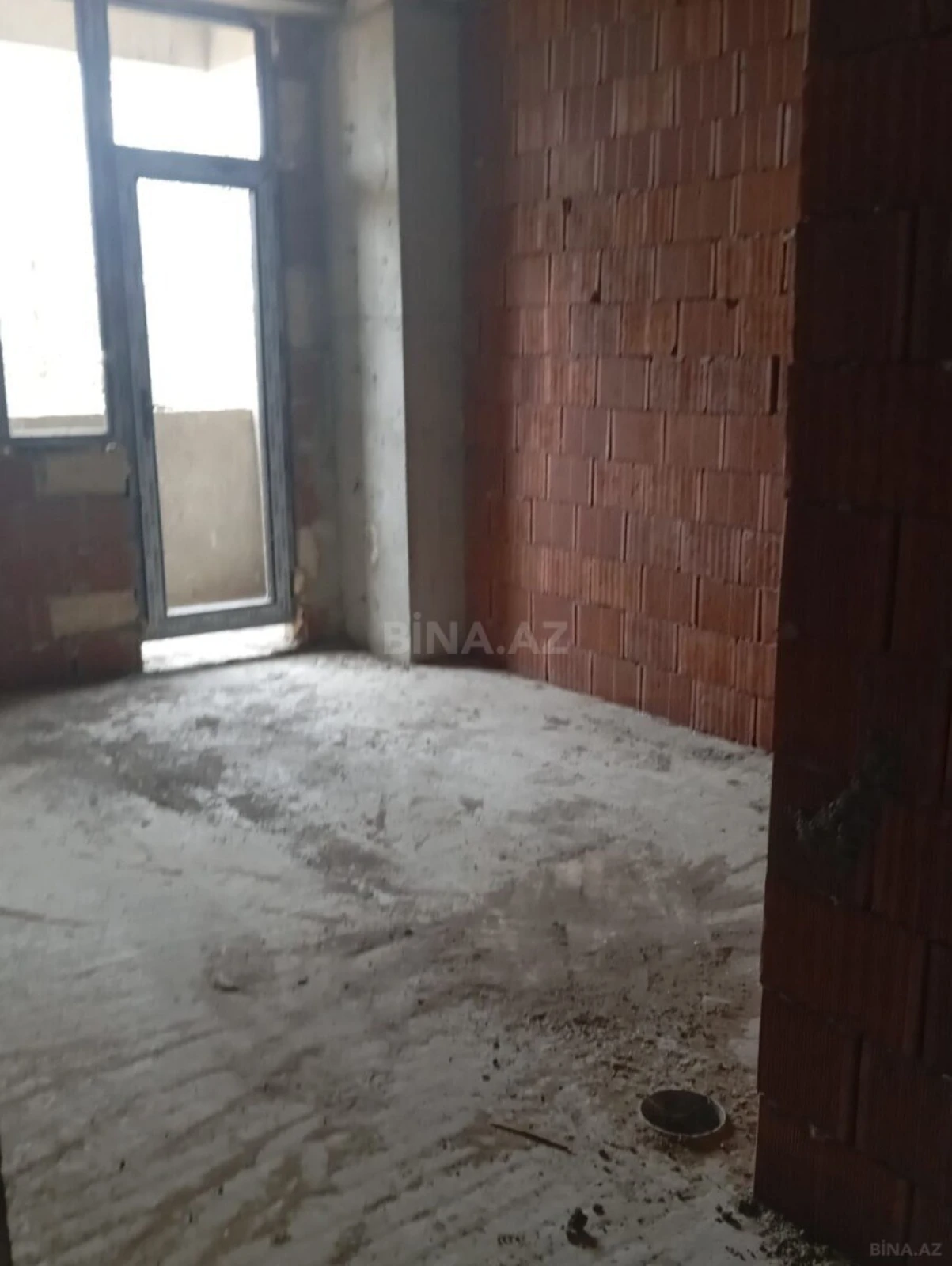 Satılır 2 otaqlı mənzil 66 m²