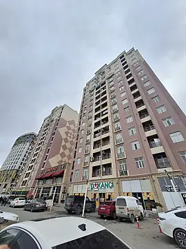 Satılır 2 otaqlı mənzil 62 m²
