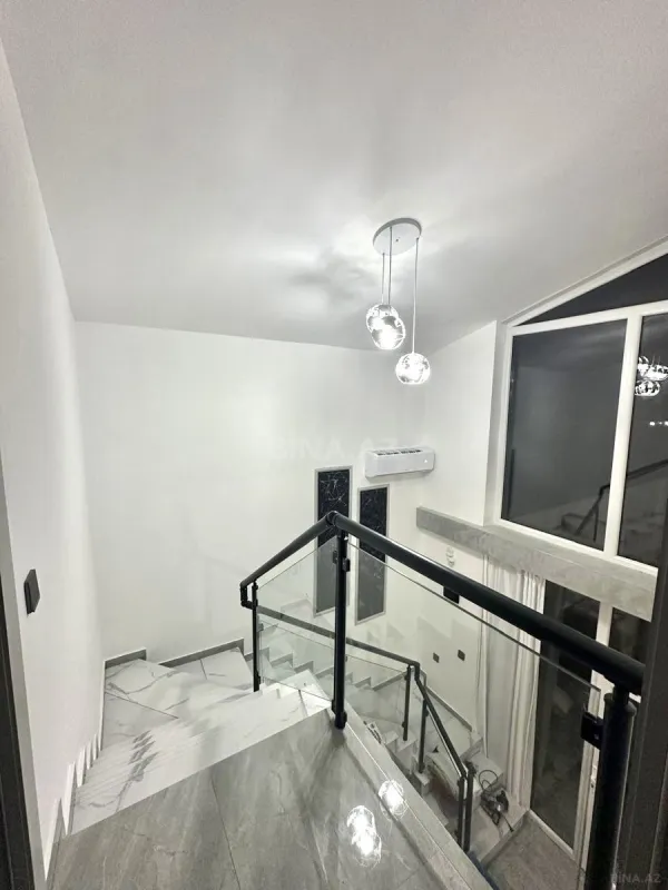 Satılır 4 otaqlı həyət evi 111 m²