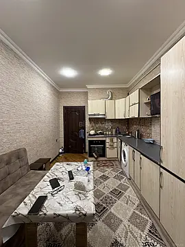 Satılır 2 otaqlı mənzil 75 m²