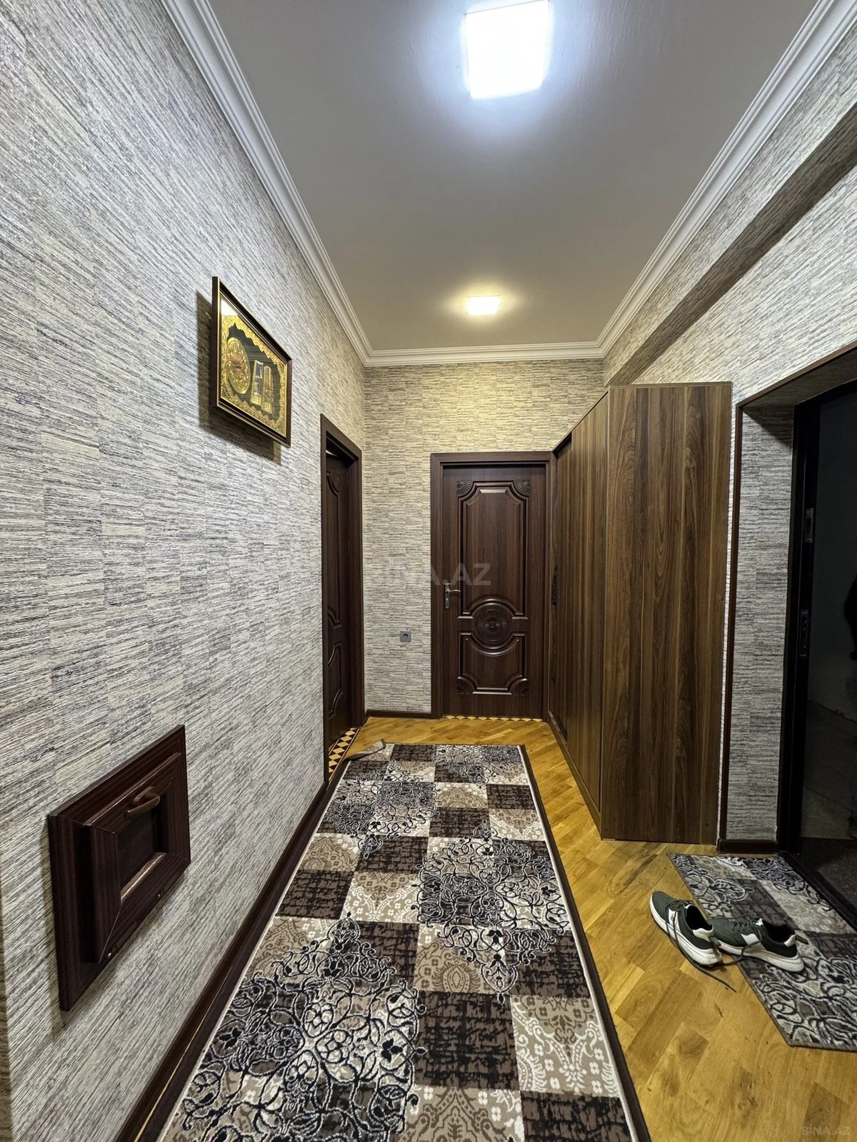 Satılır 2 otaqlı mənzil 75 m²