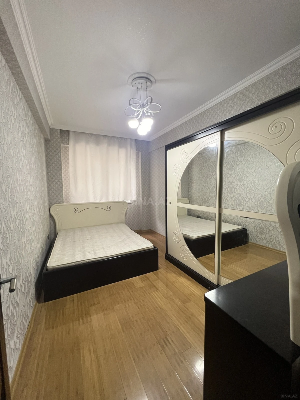 Kirayə verilir 3 otaqlı mənzil 85 m²