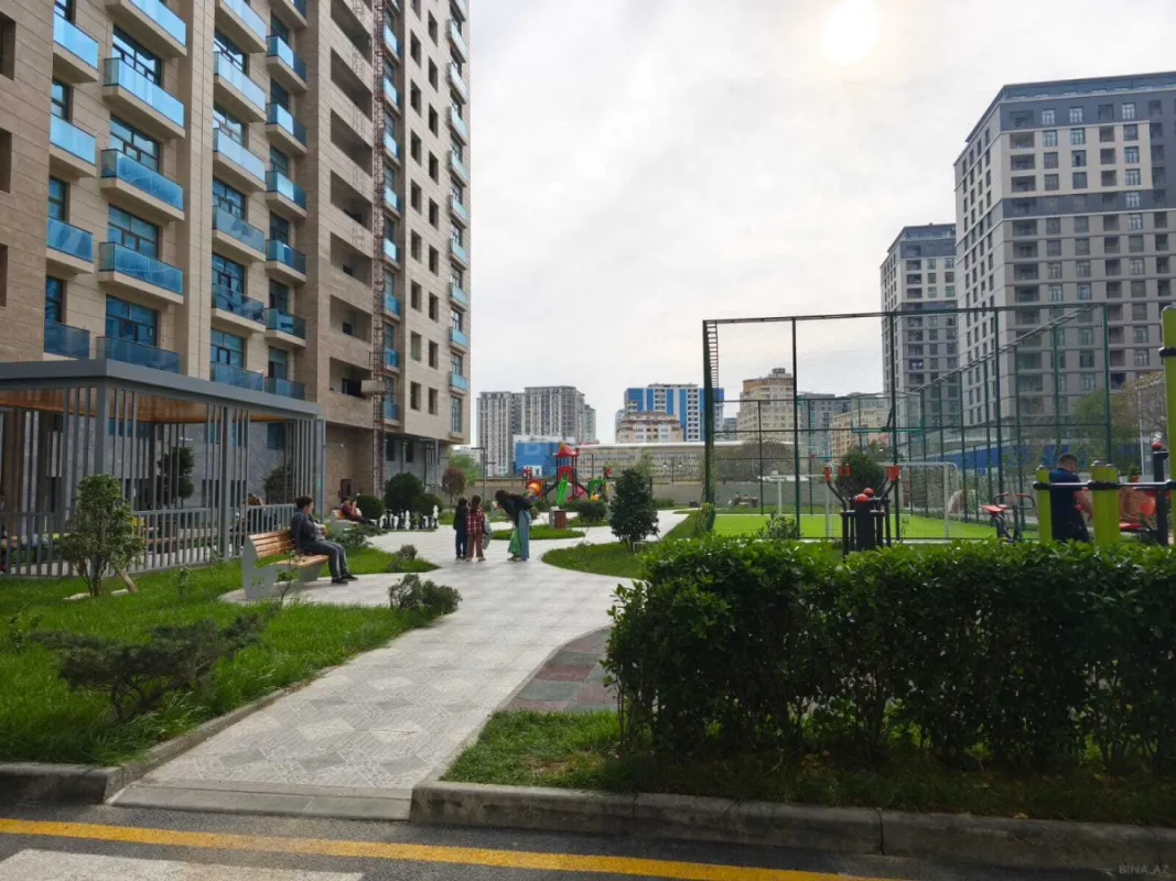 Kirayə verilir 2 otaqlı mənzil 70 m²