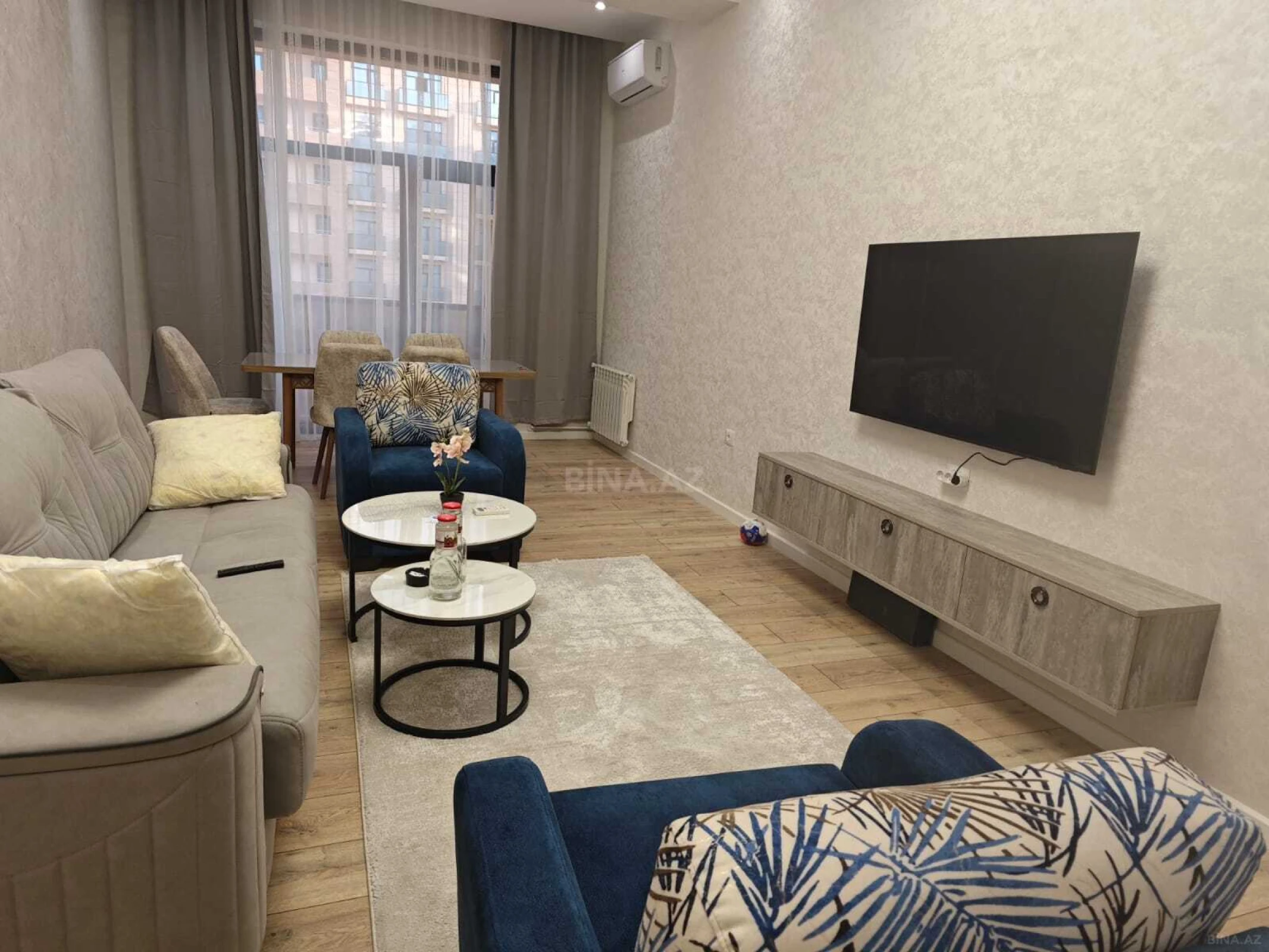 Kirayə verilir 2 otaqlı mənzil 70 m²