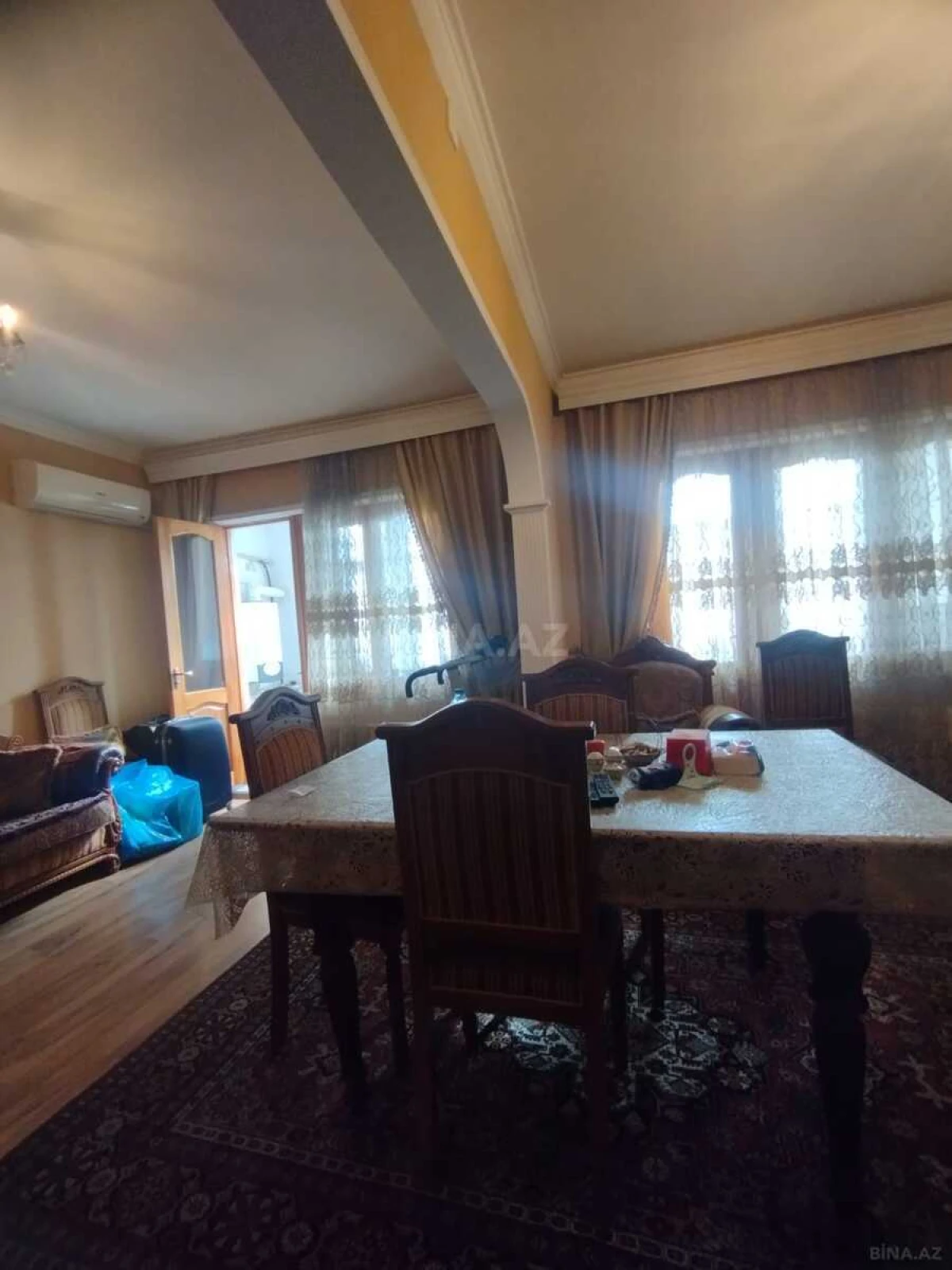 Satılır 5 otaqlı mənzil 110 m²