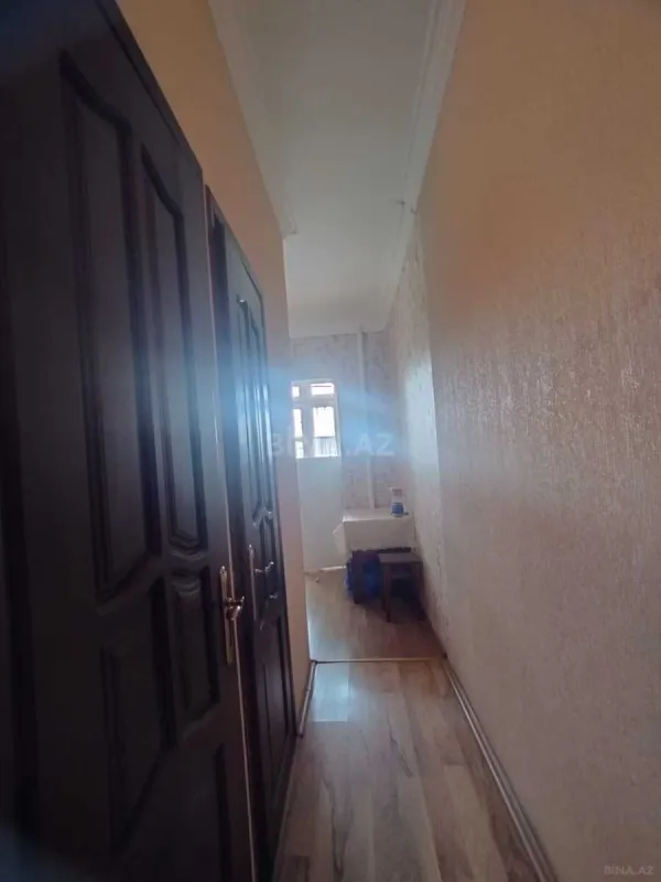 Satılır 5 otaqlı mənzil 110 m²