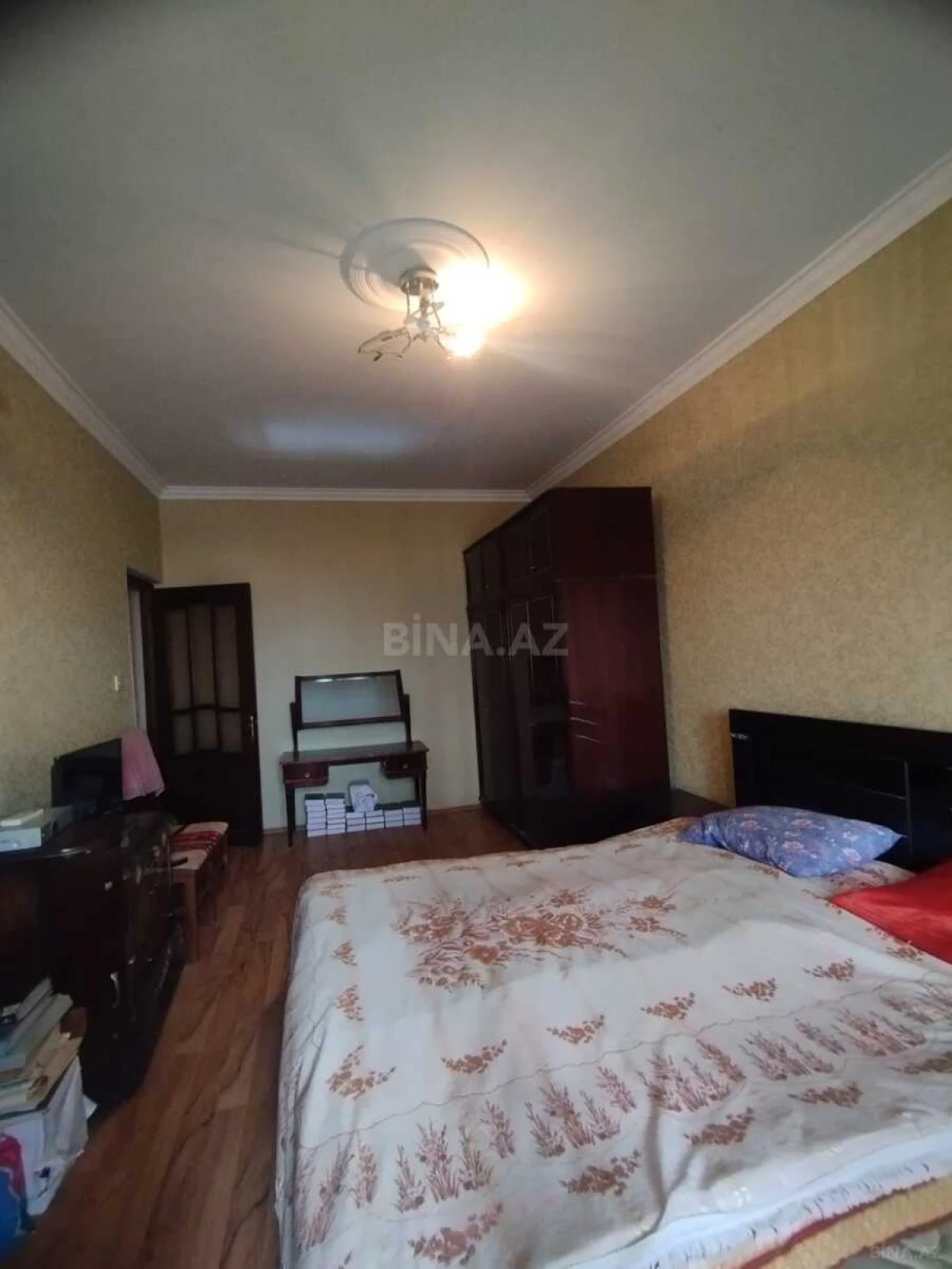 Satılır 5 otaqlı mənzil 110 m²