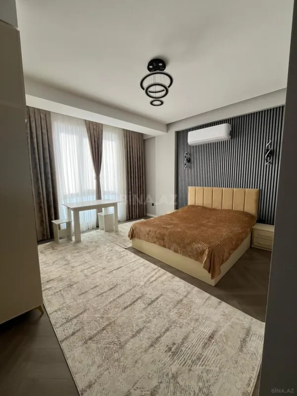 Kirayə verilir 3 otaqlı mənzil 117 m²