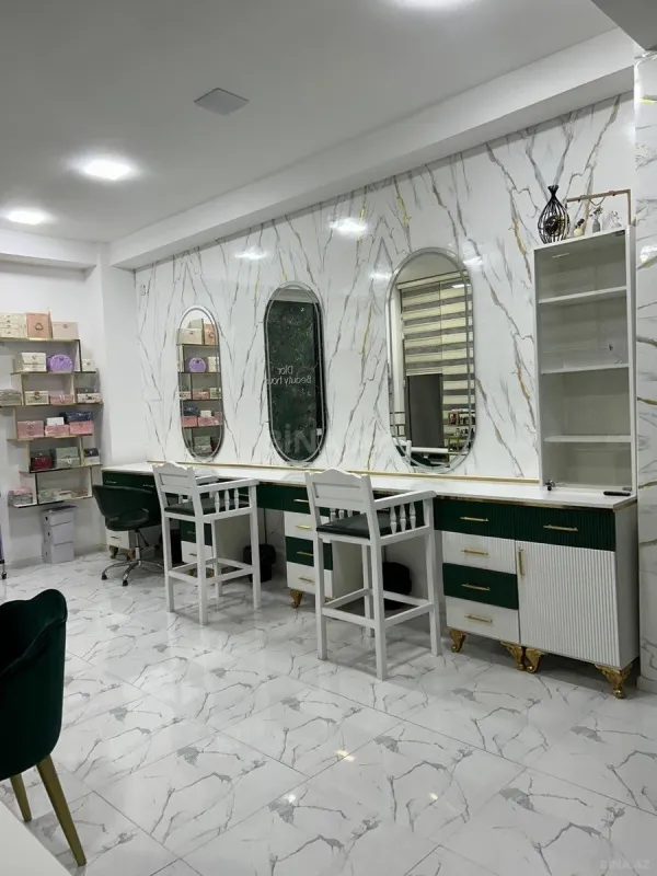 Satılır obyekt 61 m²