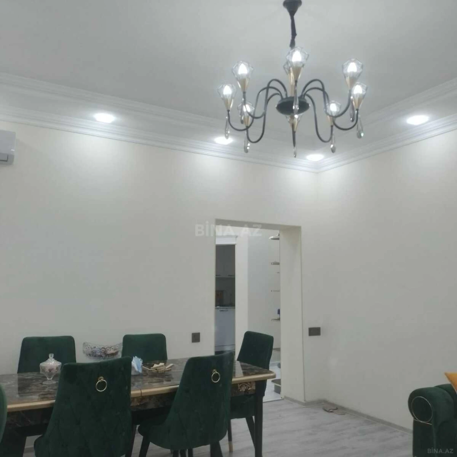 Satılır 3 otaqlı mənzil 90 m²