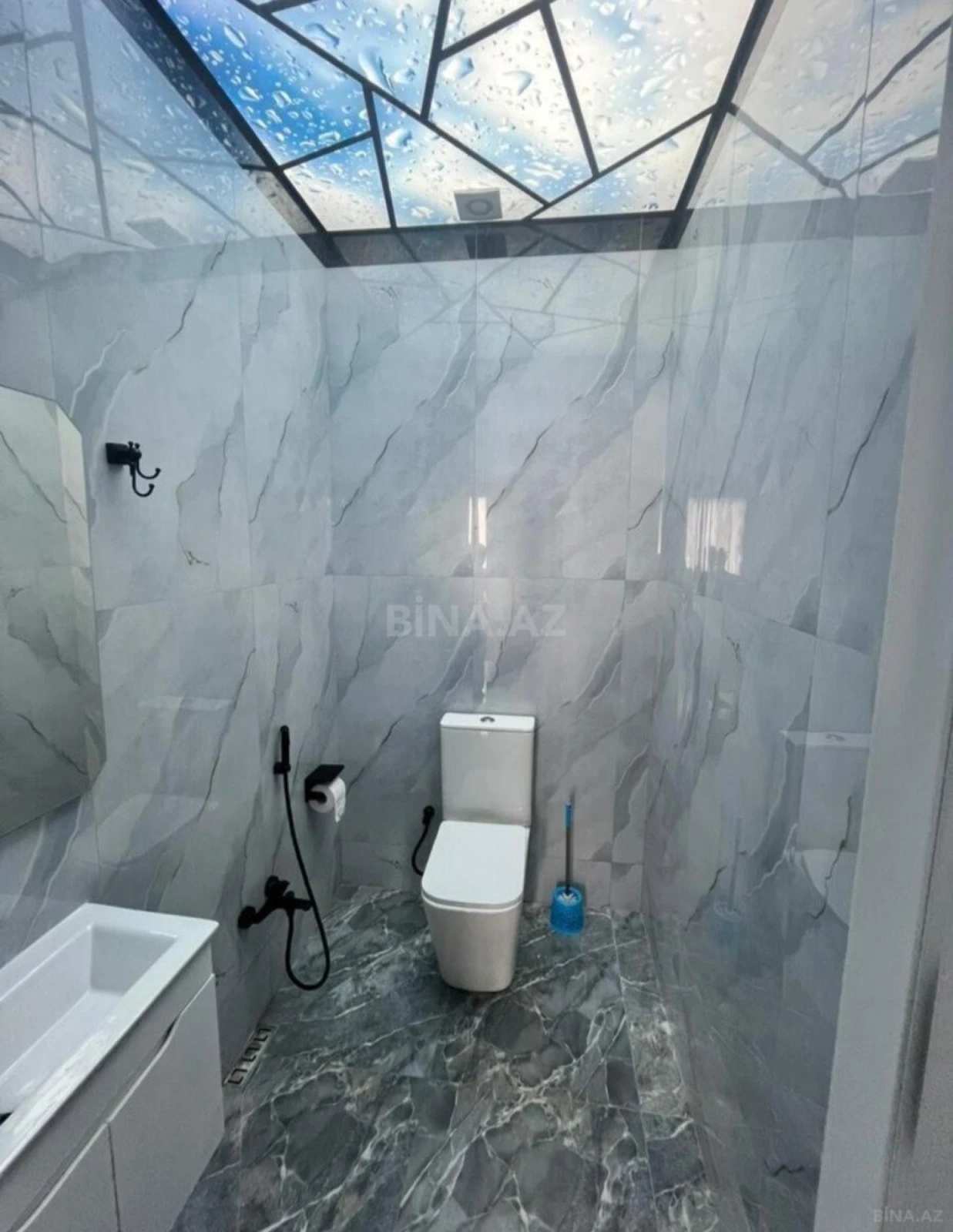 Kirayə verilir 3 otaqlı mənzil 115 m²