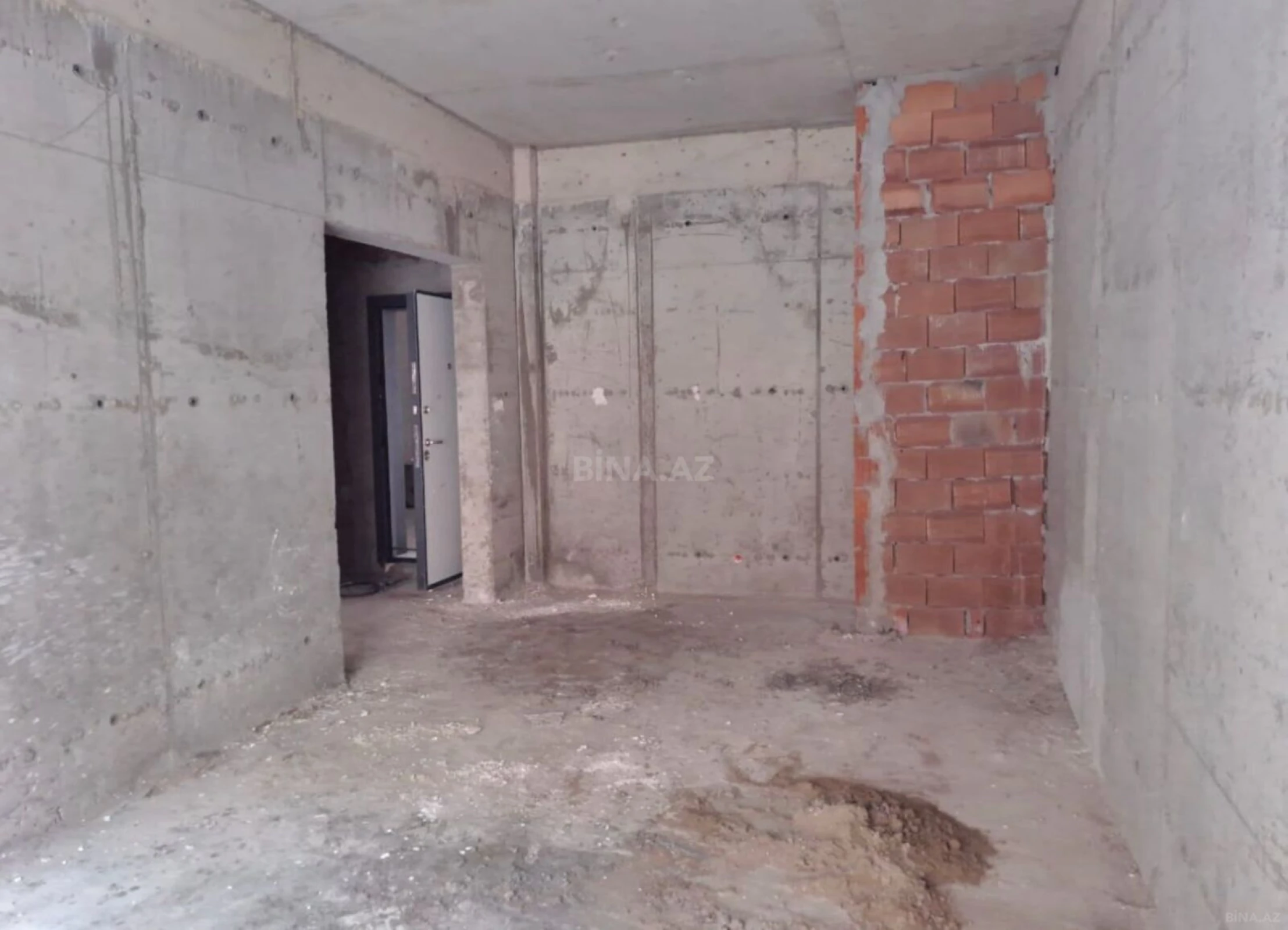 Satılır 3 otaqlı mənzil 115 m²