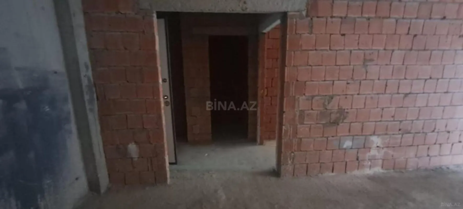 Satılır 3 otaqlı mənzil 115 m²