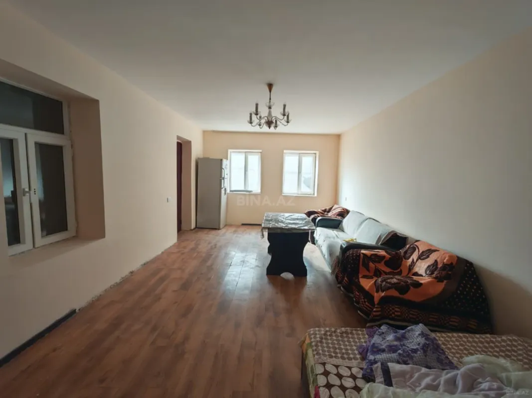 Kirayə verilir 2 otaqlı həyət evi 60 m²