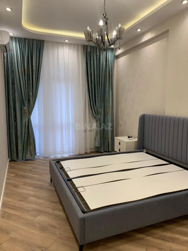 Kirayə verilir 3 otaqlı mənzil 105 m²