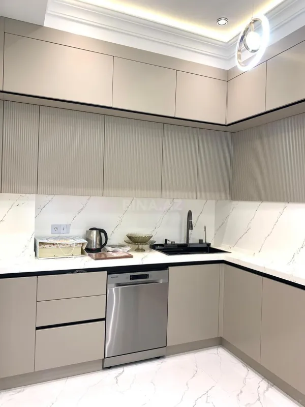 Kirayə verilir 3 otaqlı mənzil 105 m²