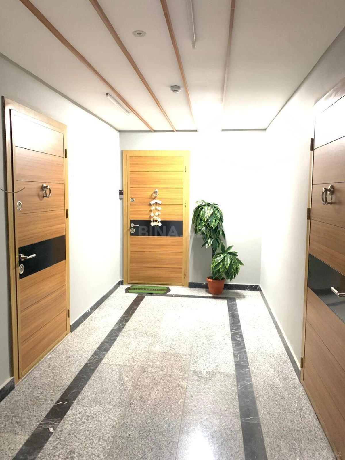 Kirayə verilir 3 otaqlı mənzil 105 m²
