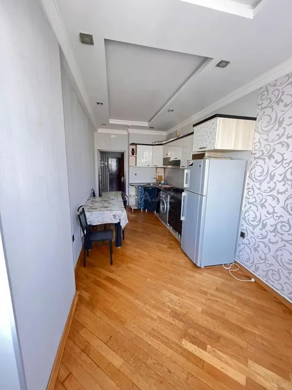Kirayə verilir 1 otaqlı mənzil 60 m²