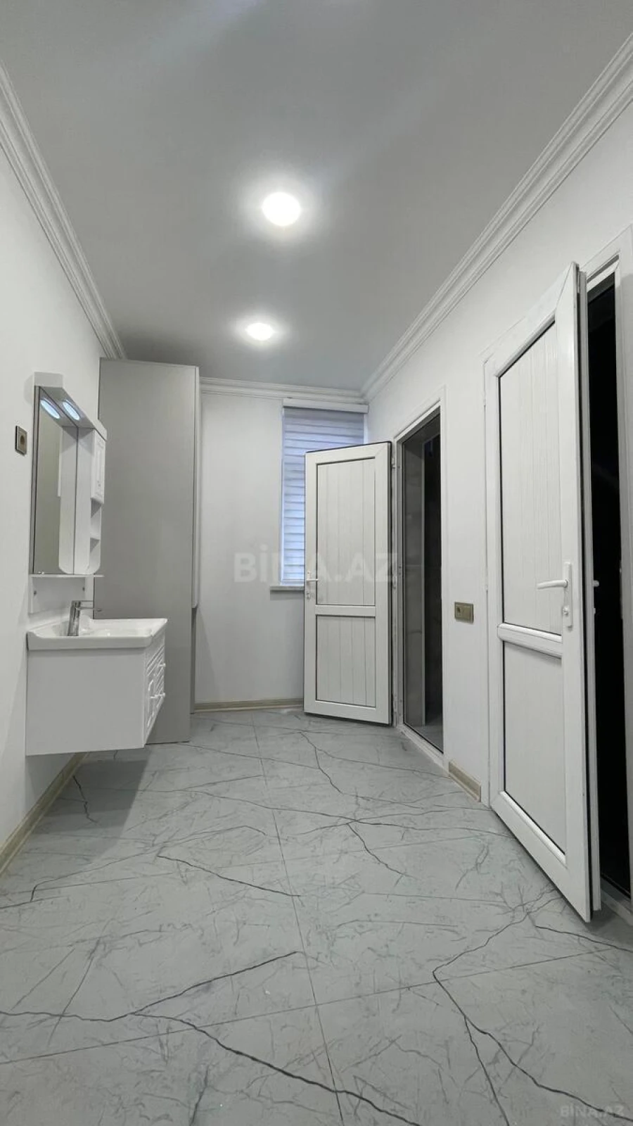 Kirayə verilir 5 otaqlı həyət evi 190 m²