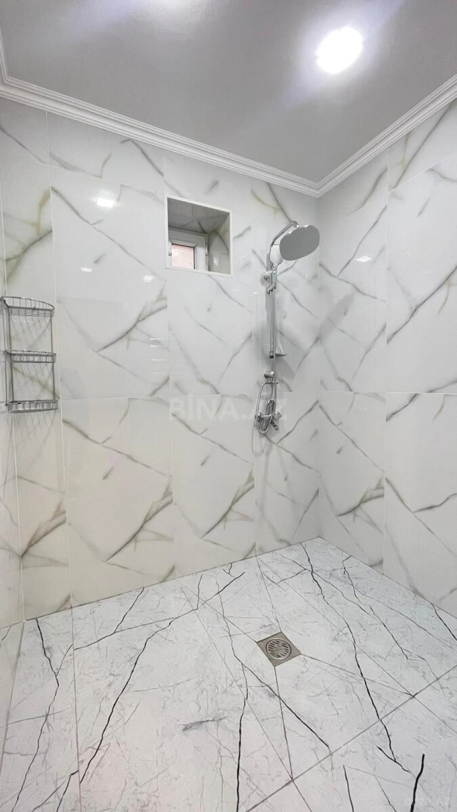 Kirayə verilir 5 otaqlı həyət evi 190 m²