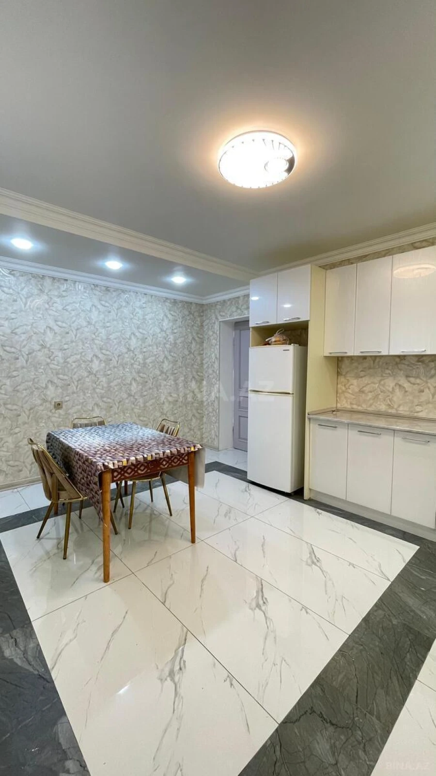 Kirayə verilir 5 otaqlı həyət evi 190 m²