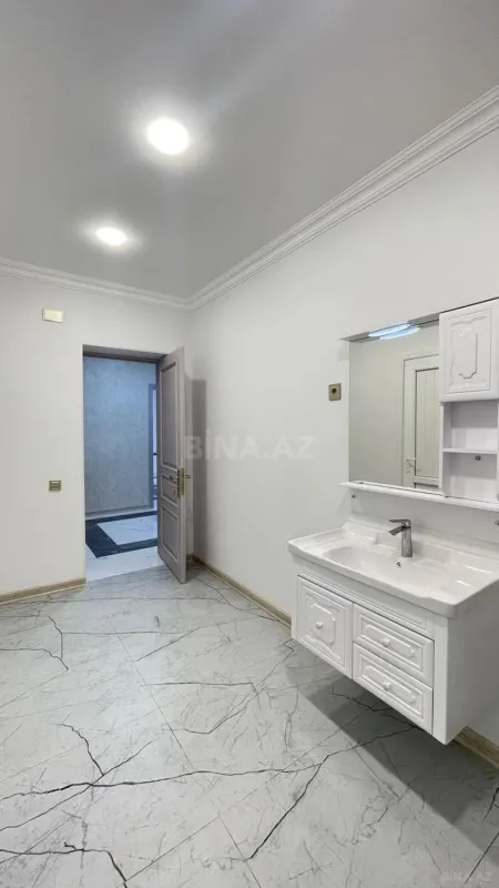 Kirayə verilir 5 otaqlı həyət evi 190 m²