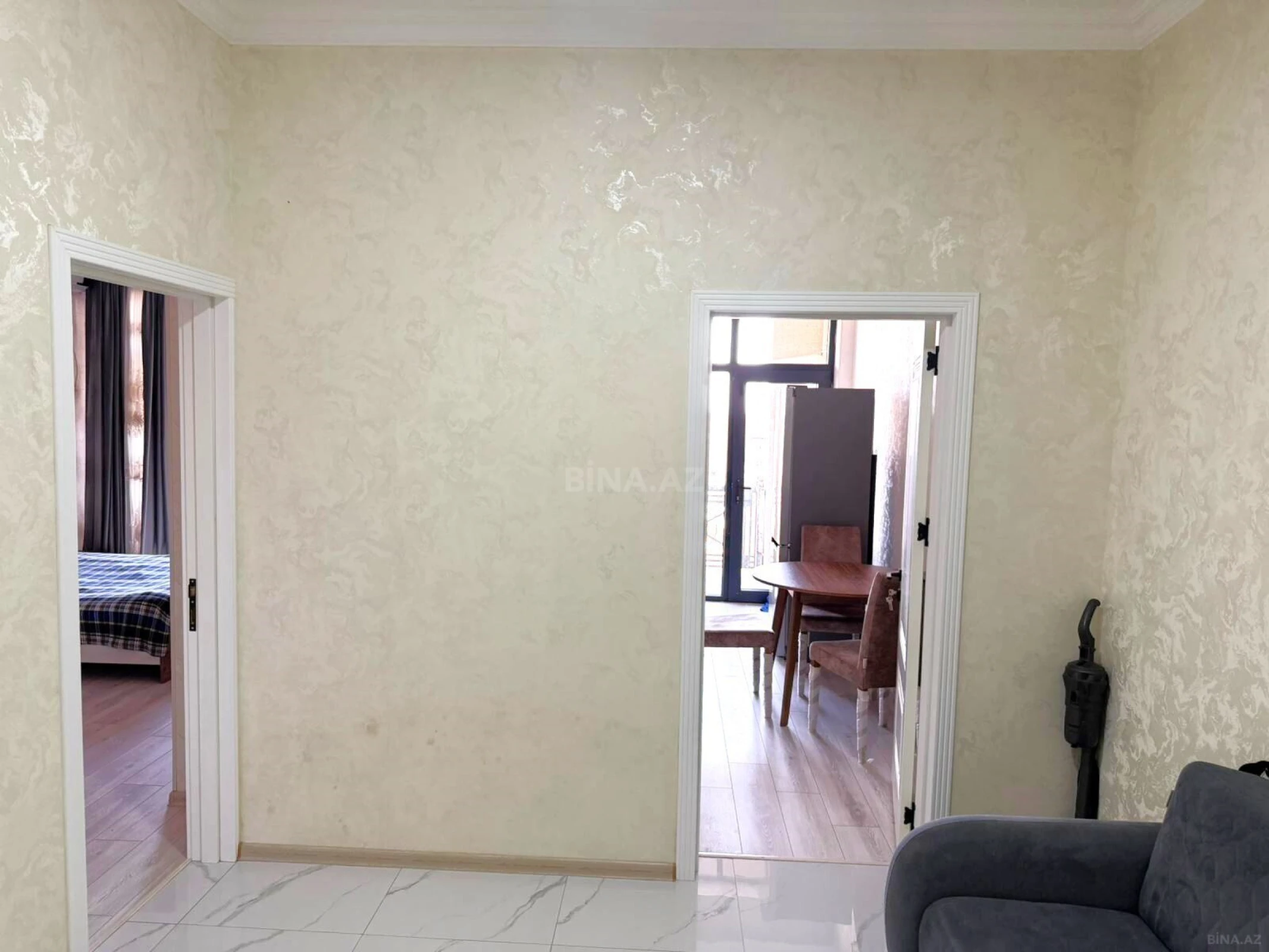 Kirayə verilir 1 otaqlı mənzil 60 m²