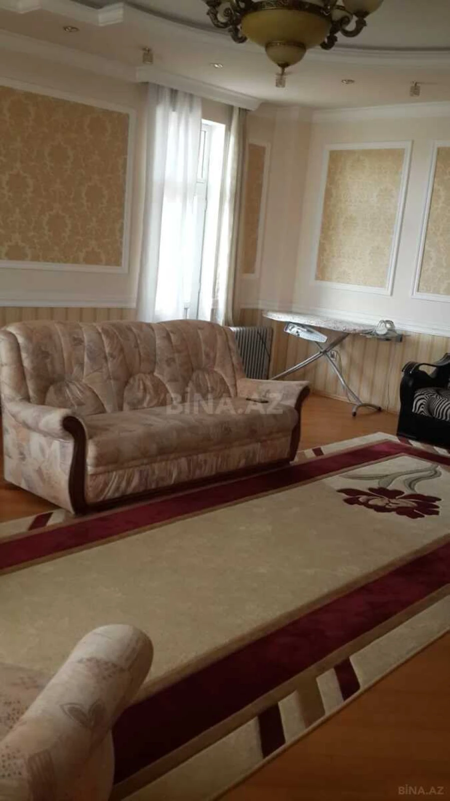 Kirayə verilir 3 otaqlı mənzil 132 m²
