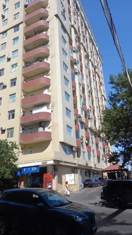 Kirayə verilir 3 otaqlı mənzil 132 m²