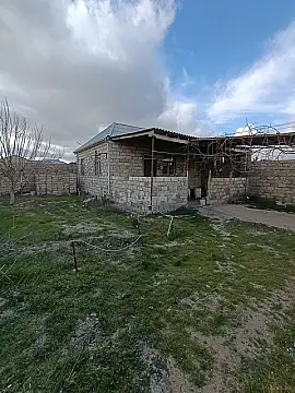 Satılır 3 otaqlı həyət evi 78 m²