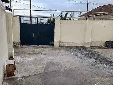 Satılır 4 otaqlı həyət evi 150 m²