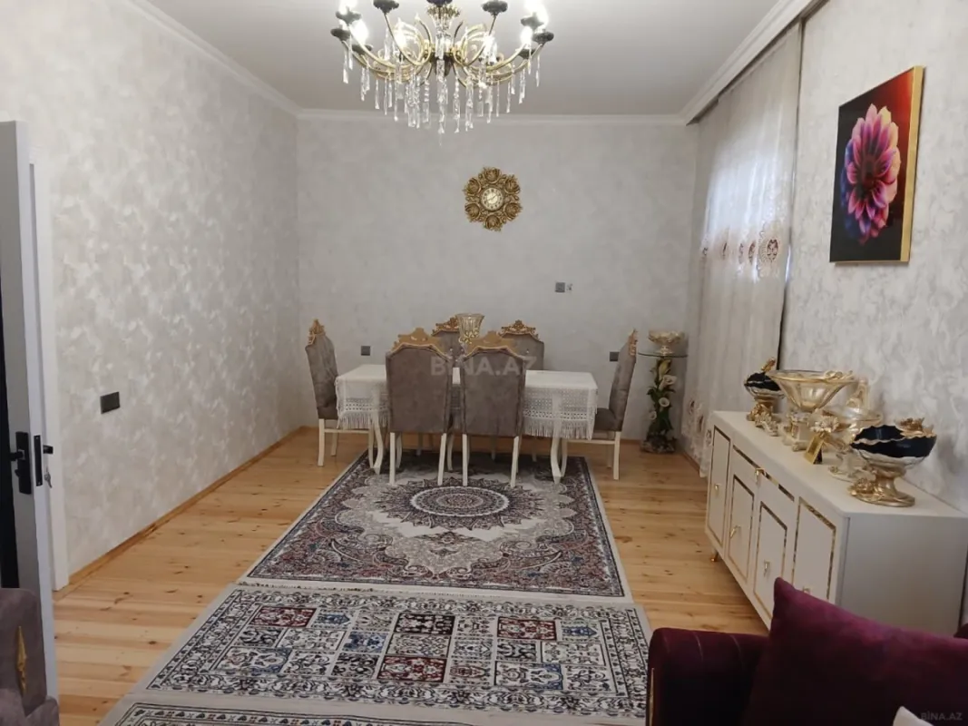 Satılır 4 otaqlı həyət evi 150 m²