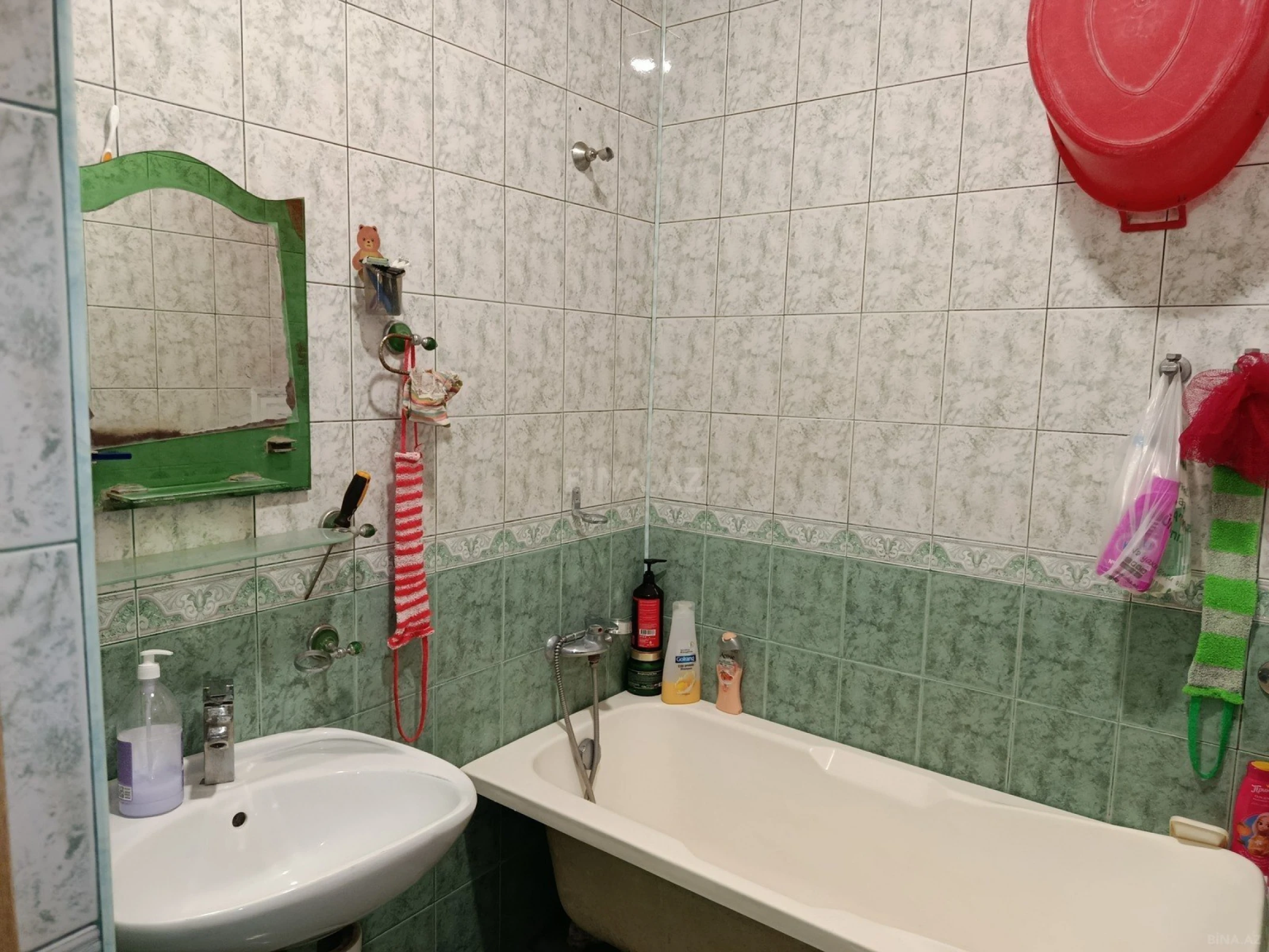 Satılır 2 otaqlı mənzil 78 m²
